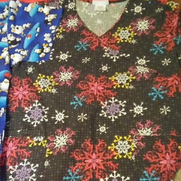 2 medium scrub tops - Picture 2 of 3